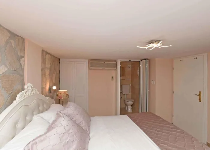 Holiday home In 43524