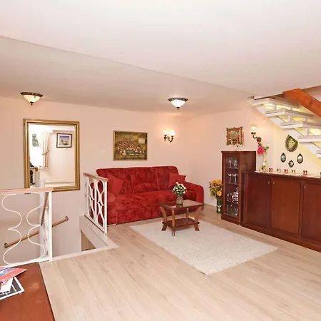 In 43524 בית נופש *