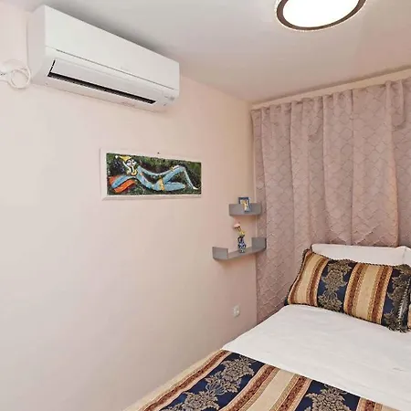 In 43524 בית נופש *